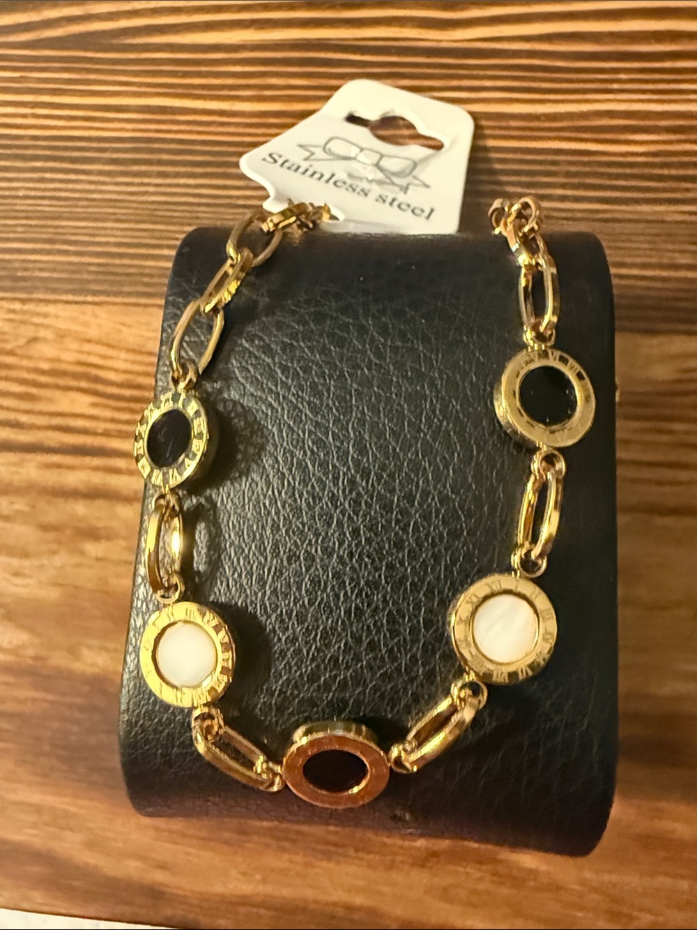 Gold plated stainless steel Bracelet Roman Numeral Black Shell Charm
